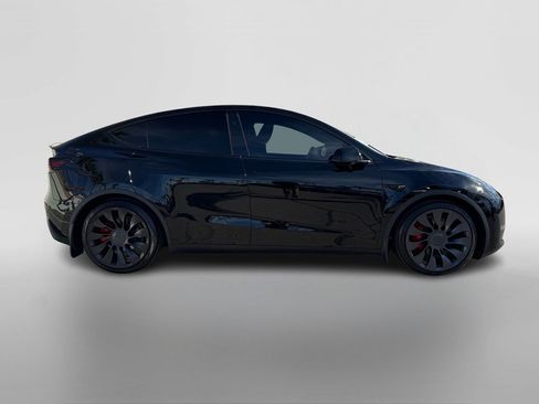 Used 2024 Tesla Model Y Performance image 6
