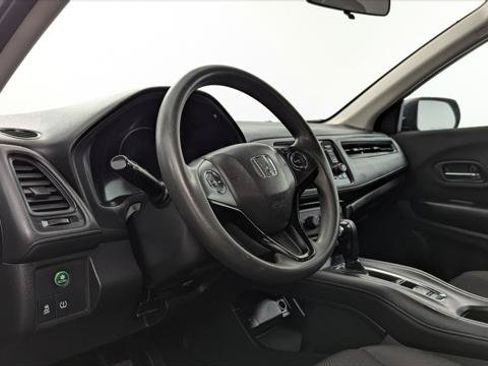 Used 2022 Honda HR-V LX image 23