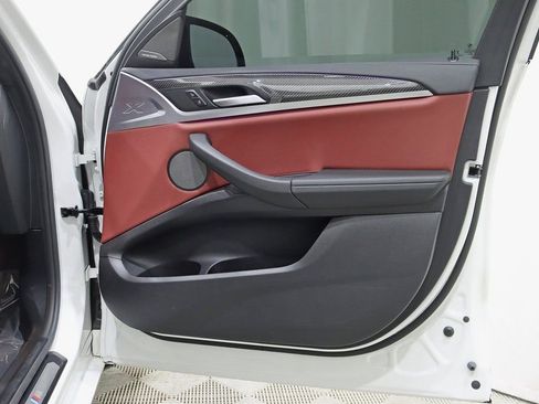 Used 2024 BMW X4 M40i w/ Premium Package image 35