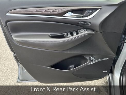 Certified 2024 Buick Enclave Avenir w/ Avenir Technology Package AWD/4WD image 11