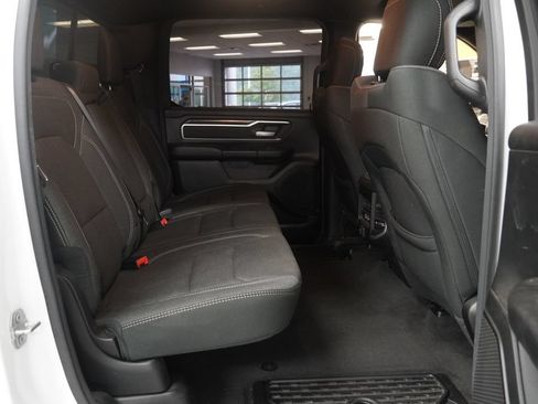 Used 2020 RAM 1500 Big Horn AWD/4WD image 32