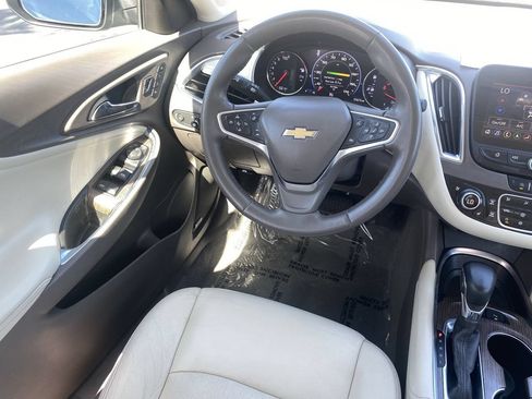 Used 2024 Chevrolet Malibu LT FWD image 16