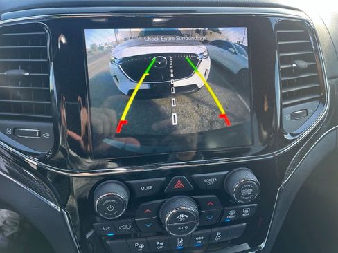 Used 2021 Jeep Grand Cherokee SRT image 12