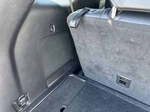 Used 2022 Ford Explorer Limited w/ Equipment Group 301A image 53