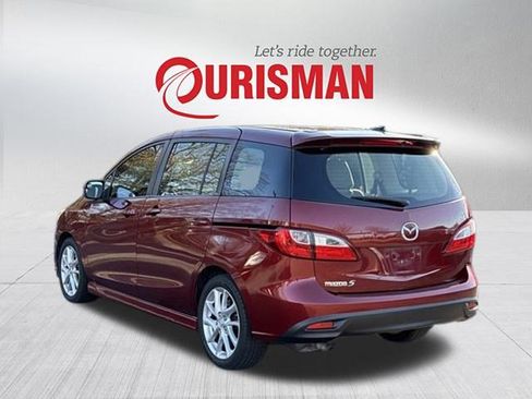 Used 2012 MAZDA MAZDA5 Touring w/ Moonroof & Audio Pkg image 4