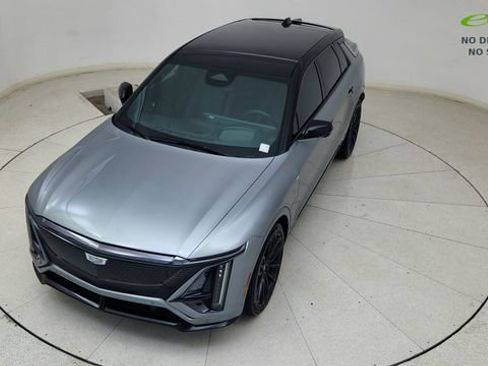Used 2026 Cadillac Lyriq V AWD/4WD image 77