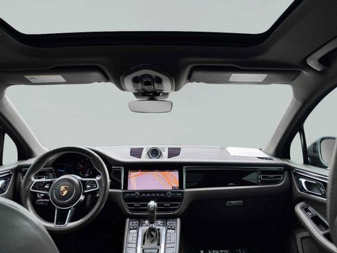 Used 2019 Porsche Macan image 40