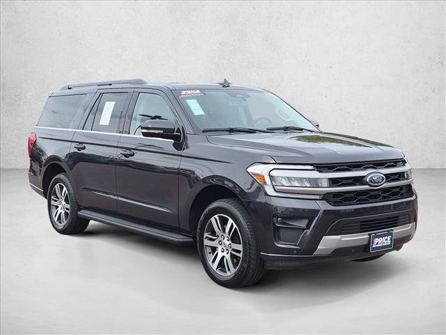 Used 2024 Ford Expedition Max XLT AWD/4WD image 3