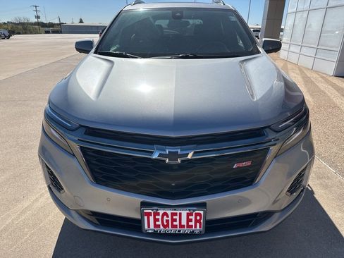 Used 2023 Chevrolet Equinox RS w/ RS Leather Package image 2
