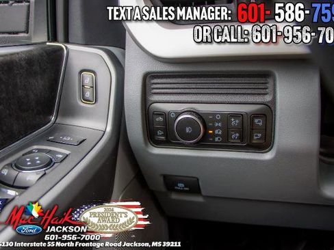 New 2026 Ford F250 XLT w/ XLT Premium Package image 24