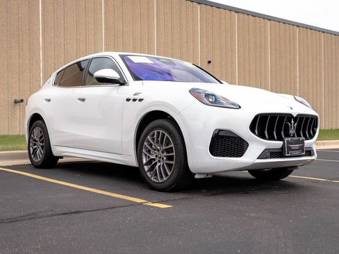 Used 2024 Maserati Grecale GT AWD/4WD image 2