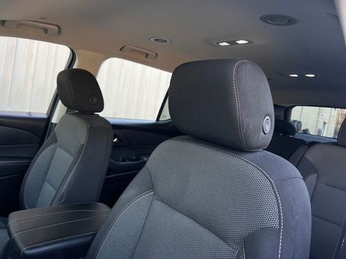 Used 2019 Chevrolet Traverse LT AWD/4WD image 14