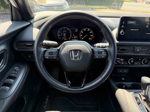 Used 2026 Honda HR-V Sport image 19