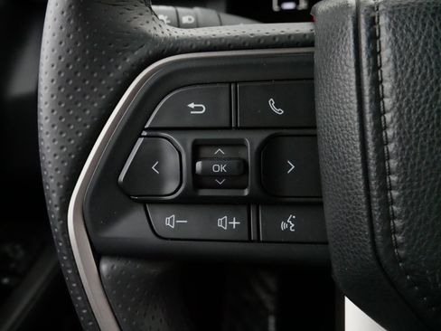 Certified 2025 Toyota 4Runner SR5 image 26