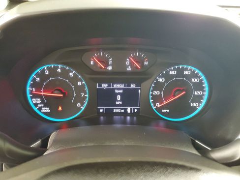 Used 2019 Chevrolet Equinox LS FWD image 24