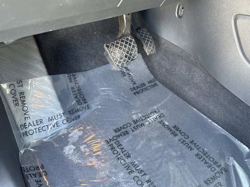 Used 2018 Volkswagen Atlas SE image 15