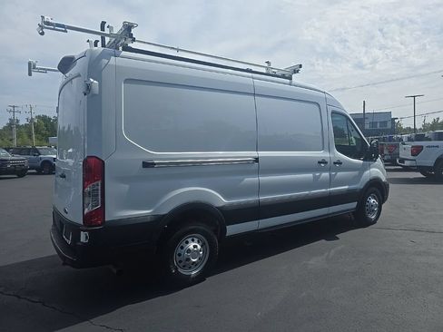 Used 2023 Ford Transit 250 Medium Roof AWD image 8