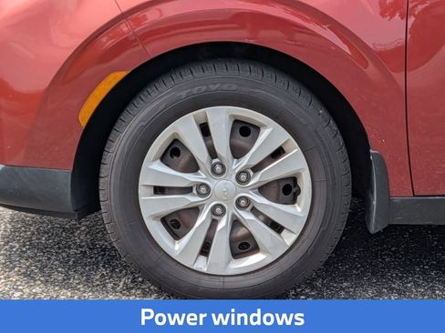 Used 2022 Kia Soul LX FWD image 13