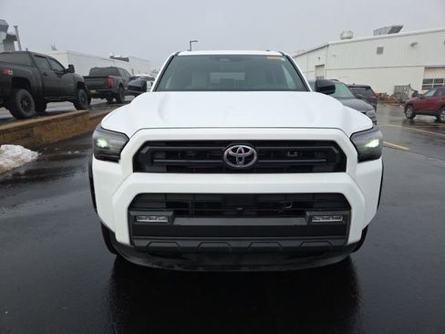 Used 2025 Toyota 4Runner SR5 image 2