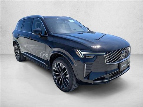 New 2026 Volvo XC90 T8 Plus w/ Protection Package AWD/4WD image 6