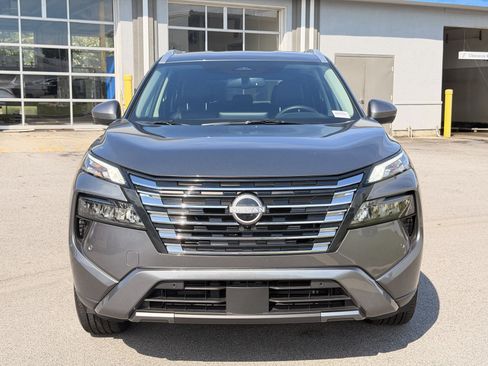 Used 2026 Nissan Rogue SL FWD image 6