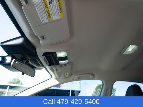 Used 2025 Subaru Crosstrek 2.0i Premium image 17