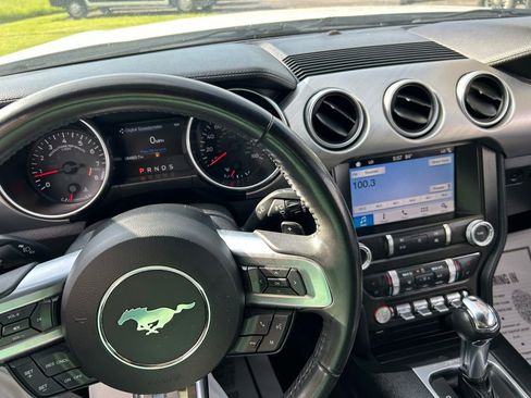 Used 2019 Ford Mustang GT Premium RWD image 15