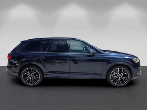 Used 2023 Audi Q7 3.0T Prestige AWD/4WD image 3