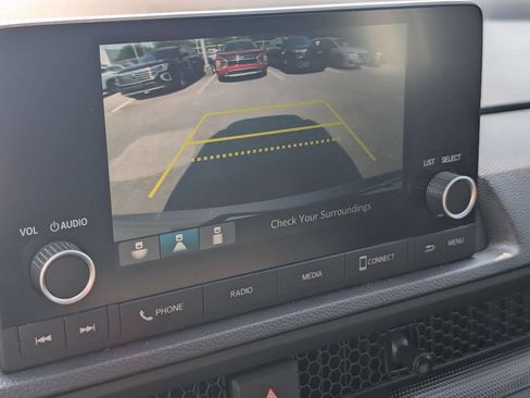 Used 2025 Honda CR-V LX image 17
