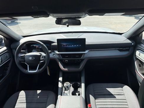 New 2026 Ford Explorer ST-Line AWD/4WD image 44