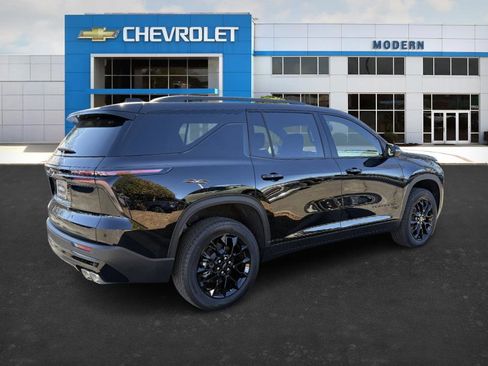 New 2026 Chevrolet Traverse LT w/ Midnight/Sport Edition image 5