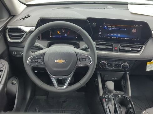New 2026 Chevrolet TrailBlazer LT w/ Convenience Package image 8