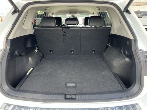 Used 2024 Volkswagen Tiguan Wolfsburg Edition AWD/4WD image 24