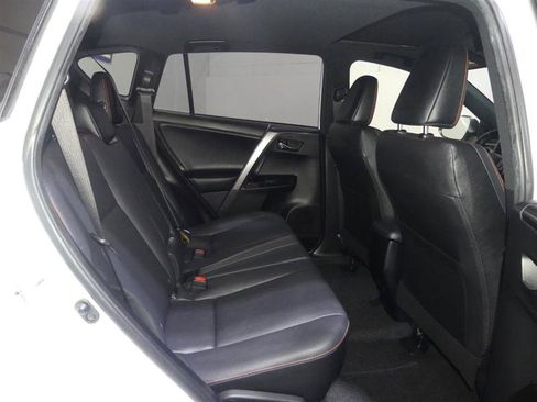 Used 2016 Toyota RAV4 SE w/ Advanced Technology Package AWD/4WD image 27