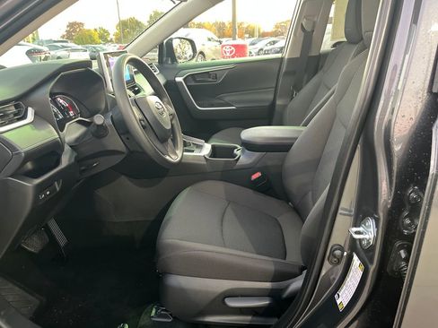 New 2025 Toyota RAV4 LE image 10