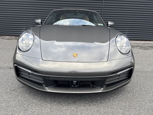 Certified 2022 Porsche 911 Carrera image 8