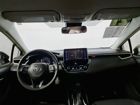 Used 2021 Toyota Corolla LE FWD image 29