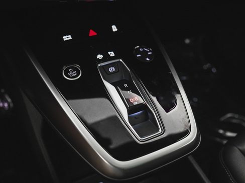 Used 2022 Audi Q4 e-tron Premium Plus w/ Premium Plus image 25