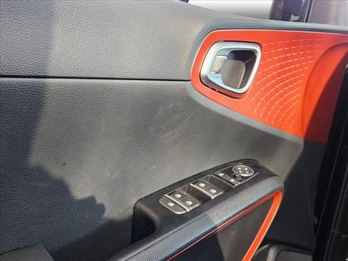 Used 2025 Kia Soul GT-Line image 8