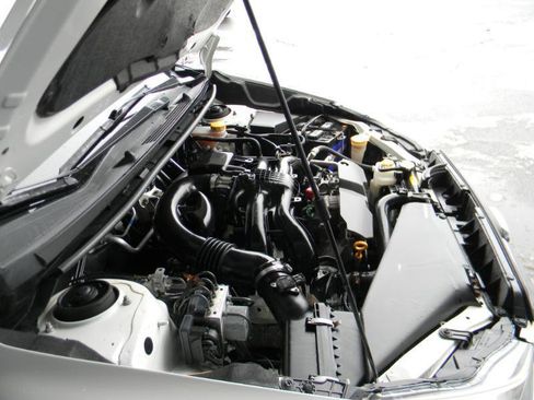 Used 2014 Subaru Crosstrek 2.0i Premium image 21