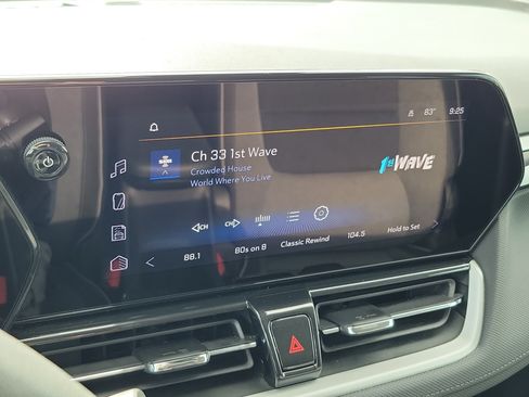 Used 2026 Chevrolet TrailBlazer LT FWD image 24
