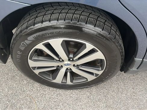 Used 2018 Subaru Outback 3.6R Limited image 24