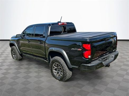Used 2024 Chevrolet Colorado ZR2 w/ ZR2 Convenience Package III image 5