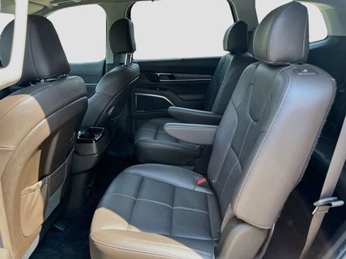 Used 2021 Kia Telluride SX w/ Nightfall Edition Package AWD/4WD image 26