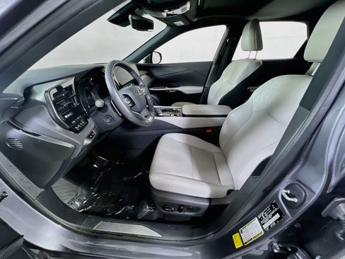Used 2023 Lexus RX 350 Premium w/ Accessory Package AWD/4WD image 21