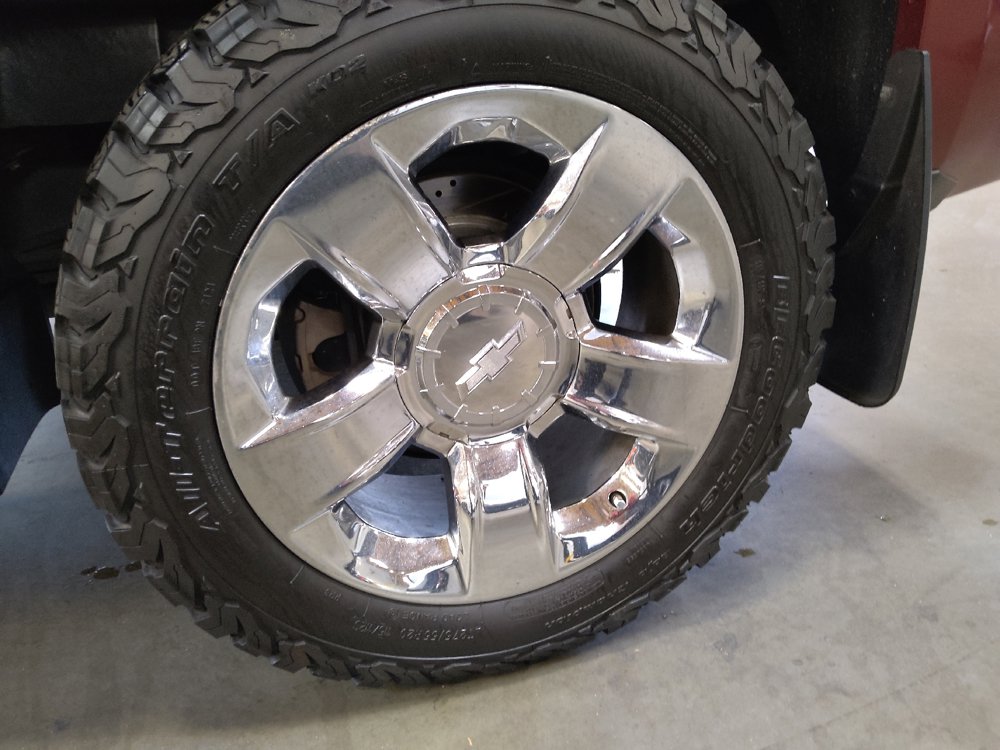 Used 2014 Chevrolet Silverado 1500 LTZ w/ LTZ Plus Package AWD/4WD image 31