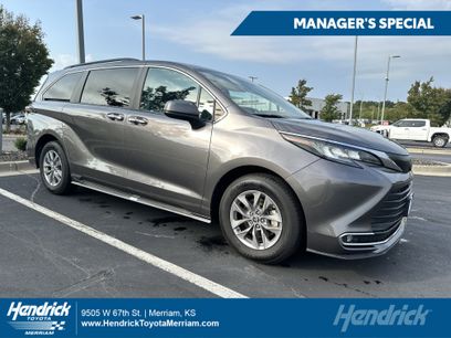 Used 2023 Toyota Sienna XLE
