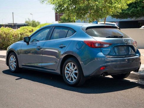 Used 2014 MAZDA MAZDA3 i Touring w/ Technology Package FWD image 3