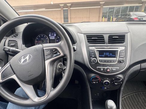 Used 2016 Hyundai Accent SE image 19