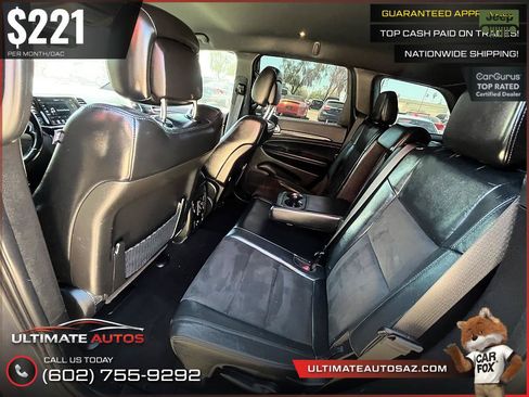 Used 2021 Jeep Grand Cherokee Laredo X AWD/4WD image 13